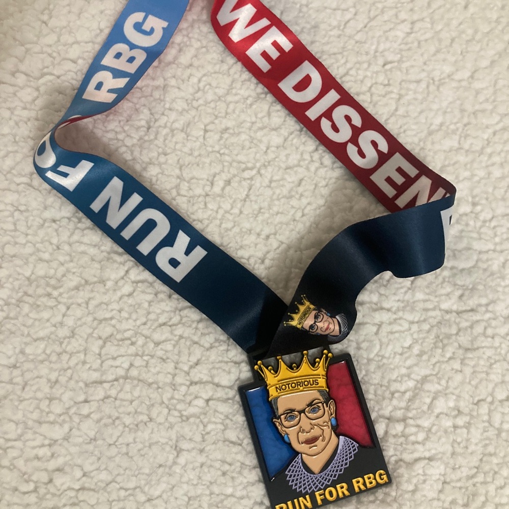 Ruth Bader Ginsburg “Run for RBG” Award Necklace Notorious RBG NWOT